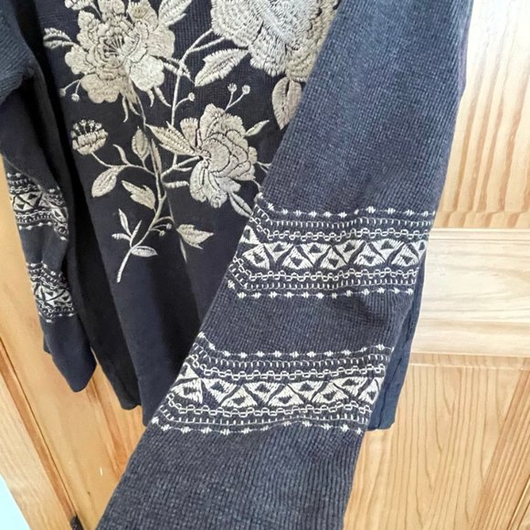 Johnny Was comfy cozy thermal - Picture 4 of 9